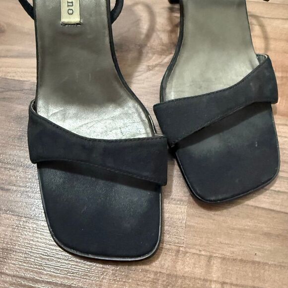 Ann Marino Y2K Black Fabric Square Strappy Sandal Heels Open Toe Kitten Mule 7.5 - Picture 4 of 8